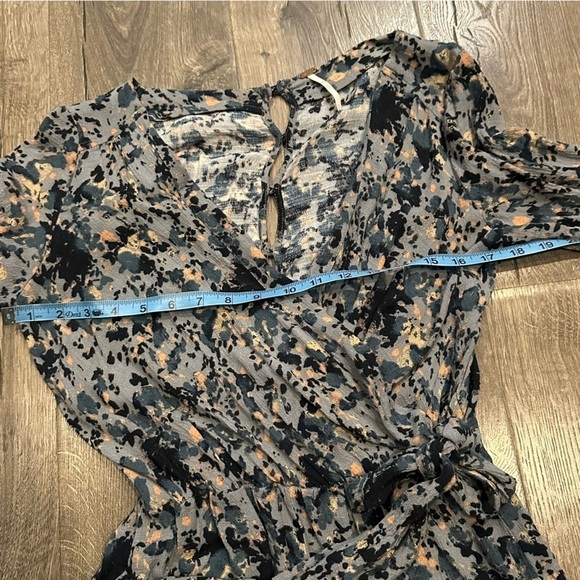 FREE PEOPLE Romper ALL THE RIGHT RUFFLES BLUE Floral Size Small Boho Festival - Picture 12 of 15